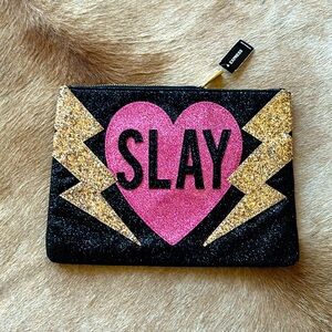 NWT clutch with sparkle and SLAY across the front Adorable for girls night out